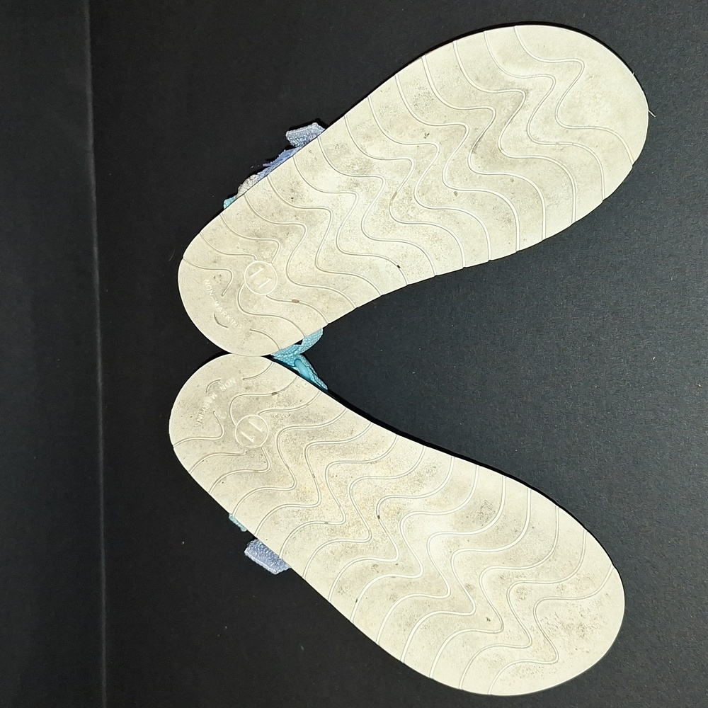 Velcro Sandles - Picture 3 of 3